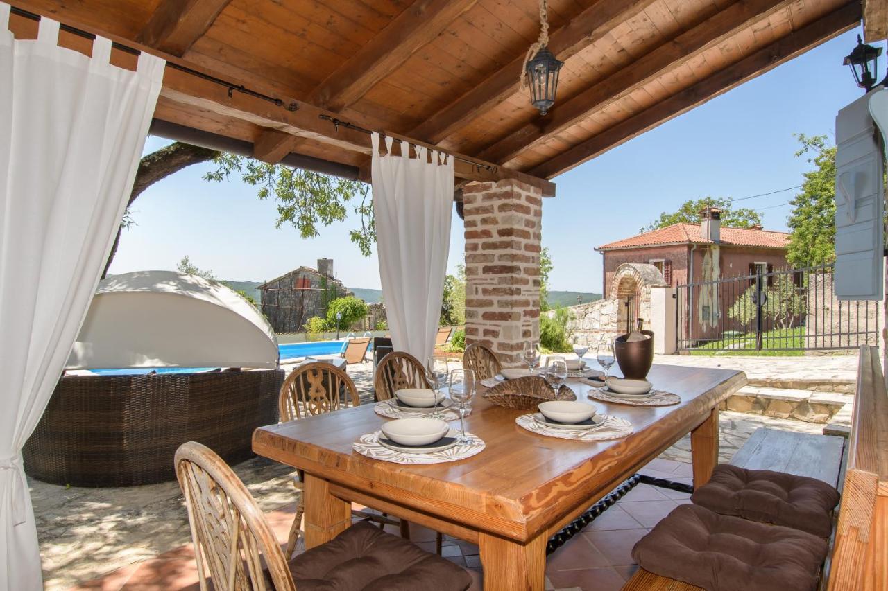 C'est La Vie Villa Buje